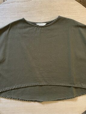 Elizabeth Suzann Linn Tee in Olive Cotton Twill OSM